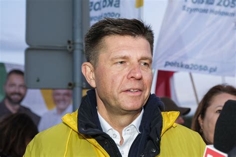 Petru Zapowiada Obni Enie Sk Adki Zdrowotnej Dla Pracownik W I