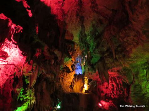 Missouri's Meramec Caverns 'cool' cave formation view - The Walking ...