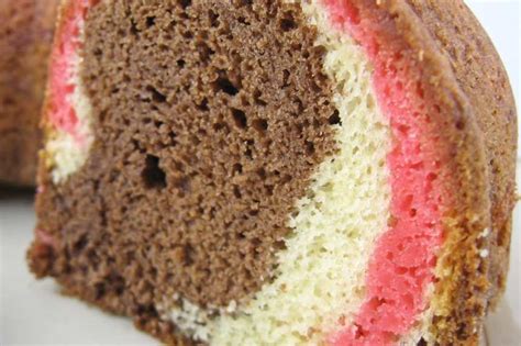 Neapolitan Pound Cake Recipe