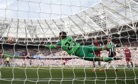 Tri subotnja remija u Engleskoj Liverpool propustio približiti se vrhu