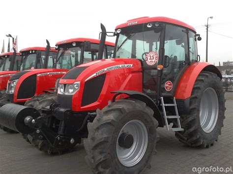 Foto Traktor Zetor Forterra 140 HSX 481833 Galeria Rolnicza Agrofoto