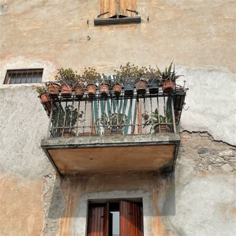 balconies  northern italy  balcony dresser
