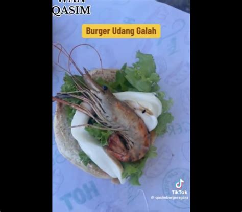 Malaysians Must Know the TRUTH: Burger with unpeeled tiger prawns grabs ...