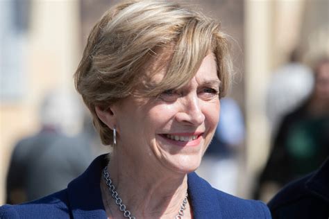 UDI anunció que Evelyn Matthei coordinará comando Mujeres por el A Favor