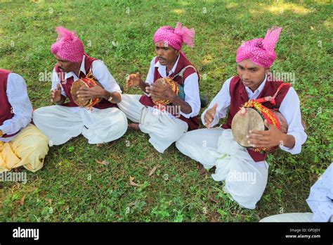 Tribal musicians playing folk music, Jagdalpur, Bastar, Chhattisgarh ...