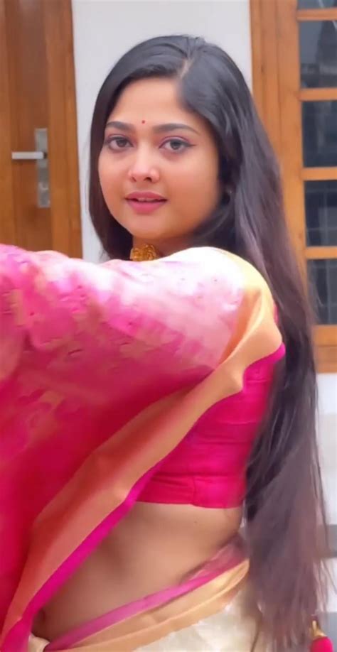 Nyla Usha 🍑🥵🤤 Rmalluhorny