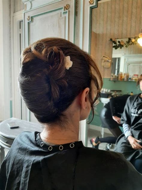 Chignon banane Coiffeur visagiste à Granville