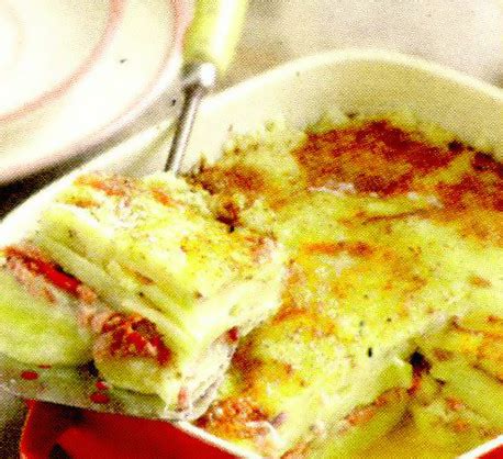 Cartofi Gratinati Cu Usturoi Un Preparat Extrem De Delicios