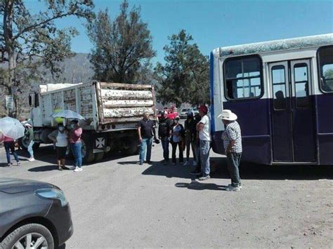 Bloquean Carretera Orizaba Tehuacán Tras Desaparición De Sobrino Del Ex