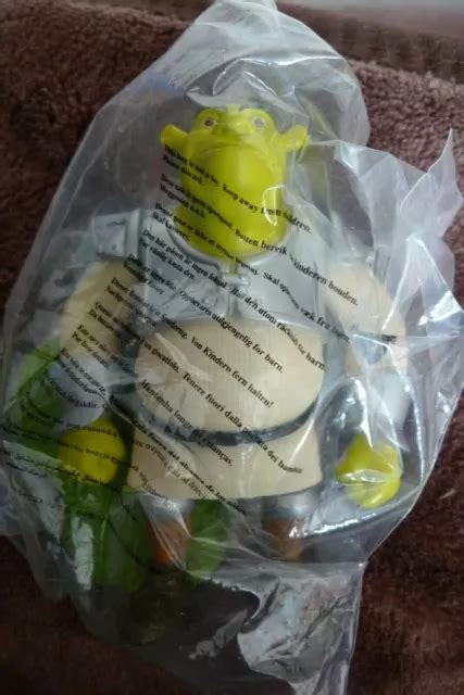 BURGER KING - Shrek 2 - Shrek in armour in mint condition in sealed bag £4.00 - PicClick UK