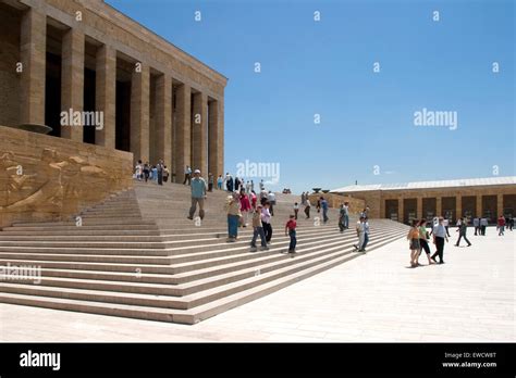 Treppe Von Anitkabir Fotos Und Bildmaterial In Hoher Aufl Sung Alamy