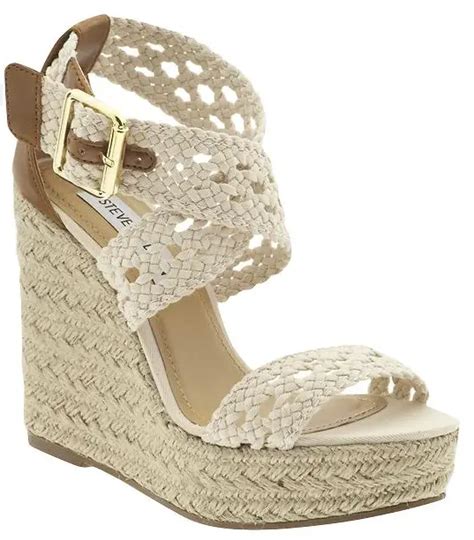 24 Amazing Wedge Sandals for This Summer