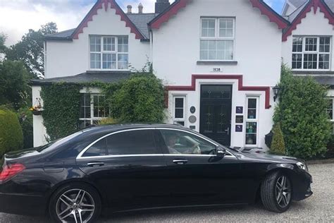 Dublin Airport To Maynooth Private Luxury Car Transfer