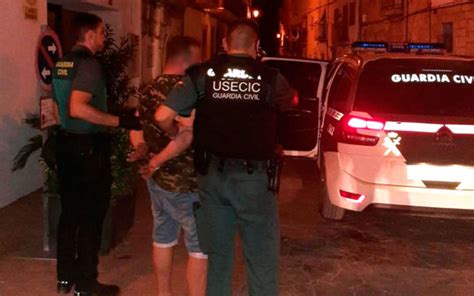 Detenido Un Hombre En Nonaspe Por Amenazar A Un Vecino Y Disparar Con