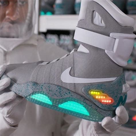 Nike Air Mag Back To The Future Kick Game