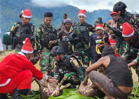 Wujud Syukur Menyambut Perayaan Natal Satgas Dan Warga Kampung