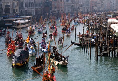 Comienza el Carnaval de Venecia con un homenaje a los 50 años de la