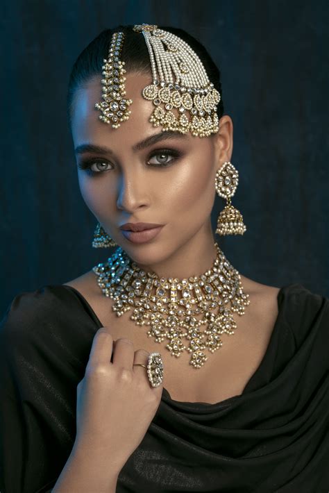 More Than A Piece Of Jewellery This Kundan And Pearl Set Will Set You