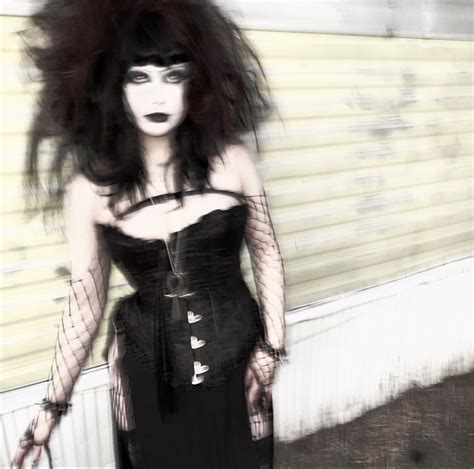 Pin By Sal On Clothes Goth Subculture Goth Look Vampire Fashion