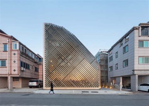 Aluminium Louvres Cover Facade Of House And Cafe In South Korea By And