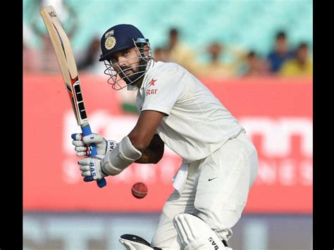 India Vs Australia 2nd Test Shoulder Injury Keeps Murali Vijay Out