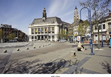 Monuments Et Architecture Unesco Beffroi De Charleroi Charleroi