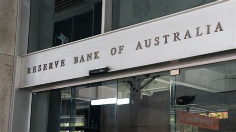 Rba Minutes Show Board Considered Lifting Rates Earlier This Month