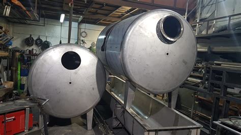 Aisi And Stainless Cylindrical Tank Adg Depo Water Storage