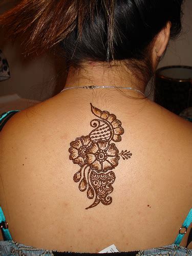 bullseyetattoo: Henna Temporary Tattoos