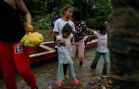 Unos 120 000 Menores Entre Récord De Migrantes Que Cruzaron Selva