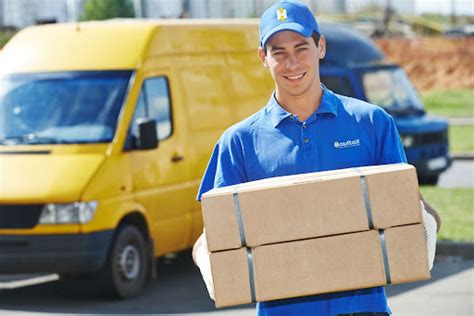 How To Use A Local Courier Service To Boost Your Retail Business