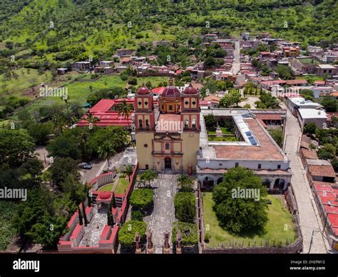 Buildings in Tapalpa jalisco Mexico Stock Photo - Alamy