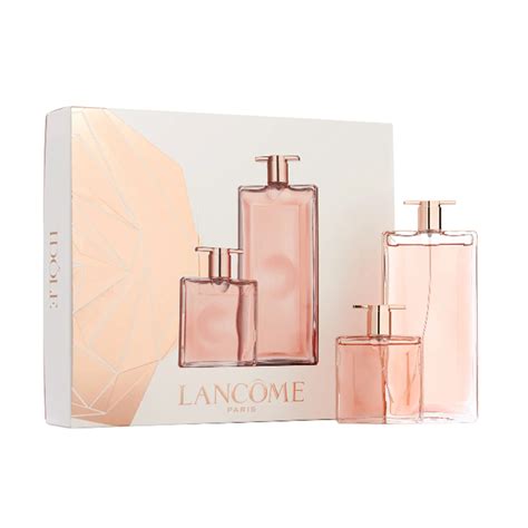 The 24 Best Perfume Gift Sets That Are Sure to Please | Who What Wear