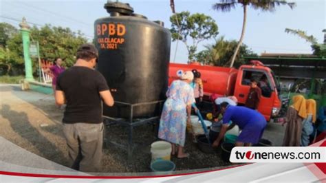 Musim Kemarau BPBD Cilacap Salurkan 740 000 Liter Air Bersih