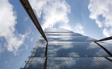 Facade of the Allianz Tower in Milan – Andrea Maffei | Floornature