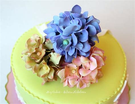 Hydrangea Cake Decorated Cake By Marulka S Cakesdecor