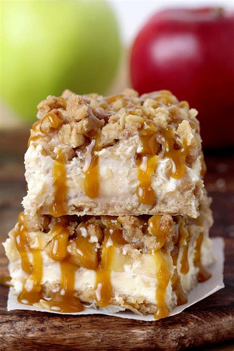 Caramel Apple Crisp Cheesecake Bars