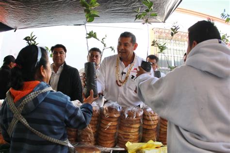 Armenta Refrenda Su Cercan A Con M S De Mil Habitantes De La Sierra