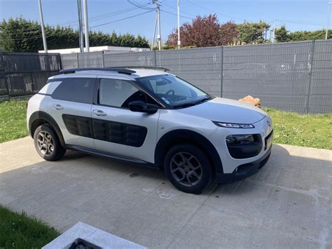 Citroen C4 Cactus CITROEN C4 CACTUS 1 2 PURETECH 110 CH SHINE Vendu