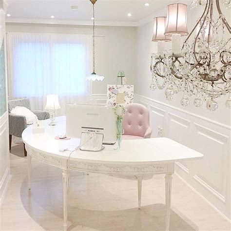 curved desk      home office