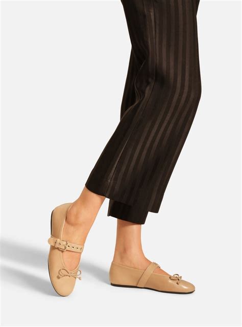 Sapatilha Nude Couro Bico Redondo Tira Laço Arezzo