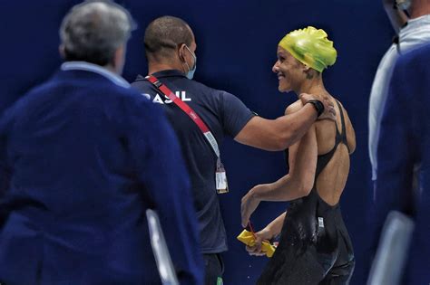 direito a recorde paralímpico Carol Santiago conquista ouro nos