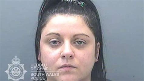 महल टचर न 15 सल क छतर क भज अपन Nude Video बल म दव स कह रह मझ सर लडक