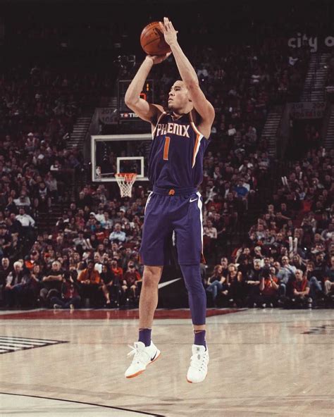 Devin Booker Wallpaper - iXpap