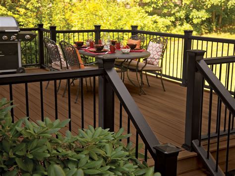 How To Paint Deck Railing And Spindles | Railing Design