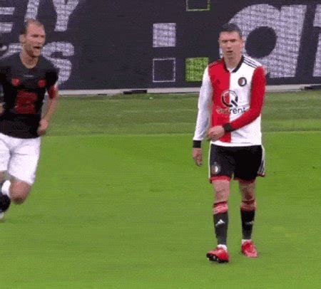 Ajax Life On Twitter Overmars In Het Oortje Van Berghuis Geef Een