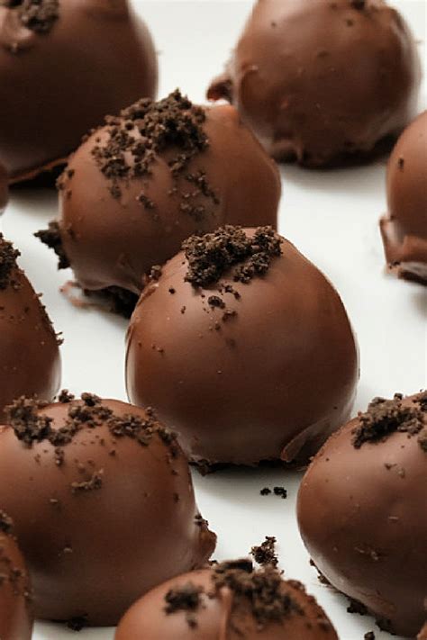 Easy Oreo Truffles Reluctant Entertainer