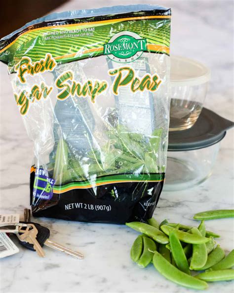 Faiths Healthy Travel Snack Sugar Snap Peas And Blueberries The Kitchn