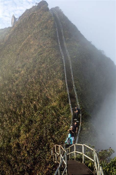 Stairway to Heaven Hike (Haiku Stairs) - Hawaii | Stairway to heaven ...