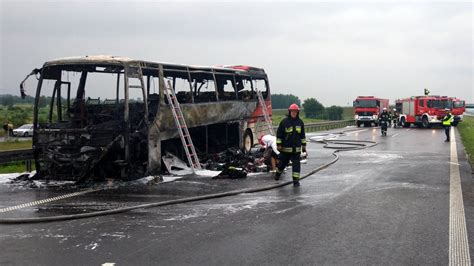 Rzeszów Pożar autobusu na autostradzie A4 Wiadomości Radio ZET